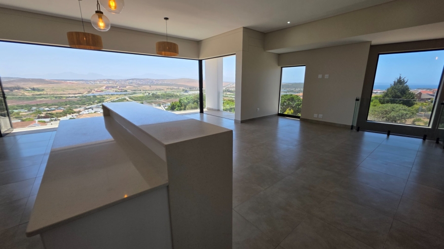 3 Bedroom Property for Sale in Hartenbos Heuwels Western Cape